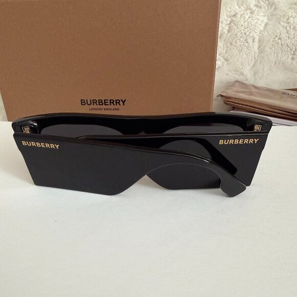 Burberry B4385 3001/87 Women\'s Black Cat Eye Sunglasses